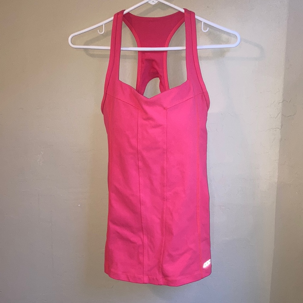 Lorna Jane active, yoga hiking biking gymnastics Pilates working out at the gym.